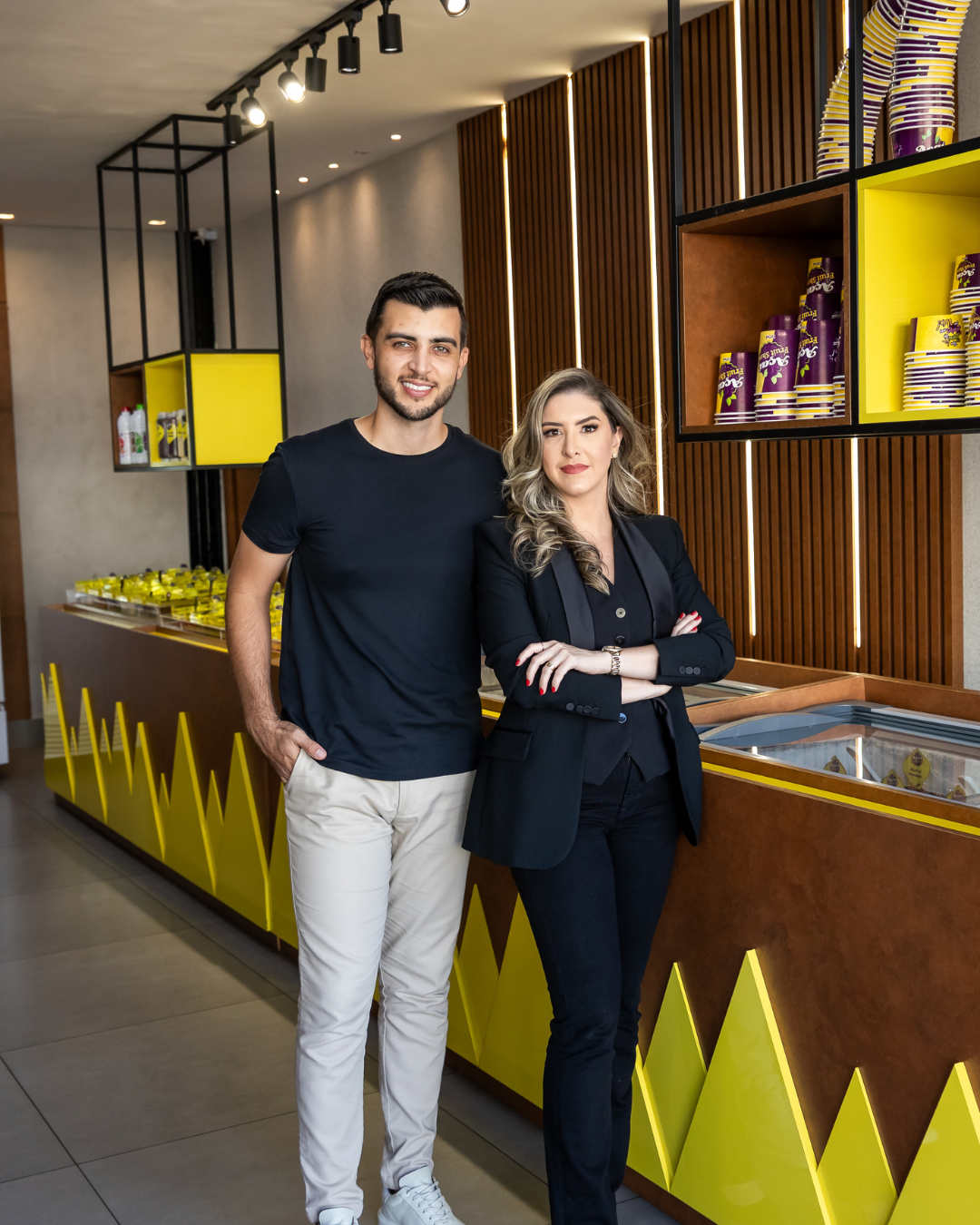 Hudson Vieira e Karolina Nantes, fundadores da Açaí Fruit Show